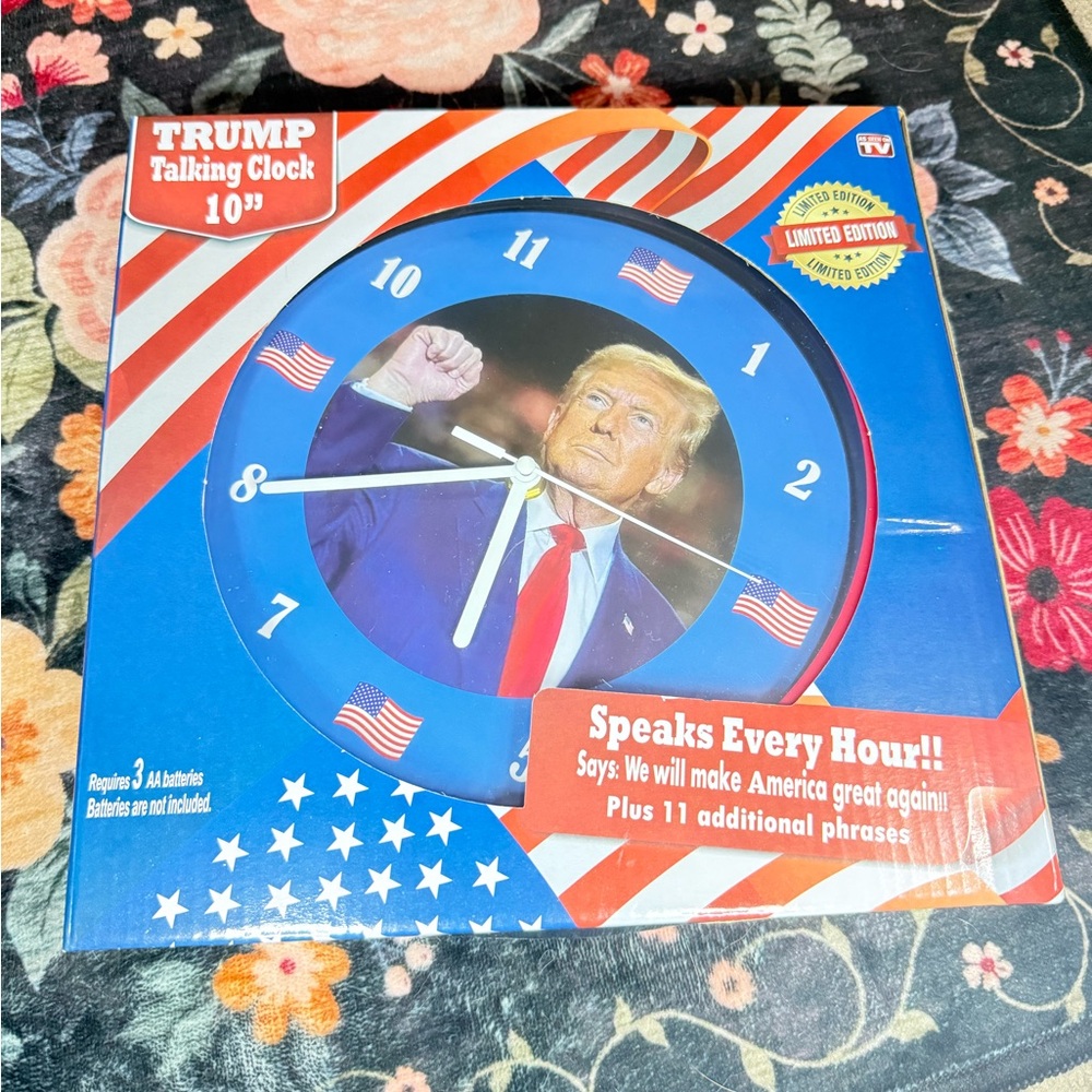 Trump Talking Clock - Blue